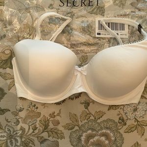 Body by Victoria Demi Bra 32DDD